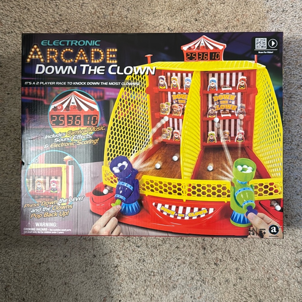 Electronic arcade down the clown